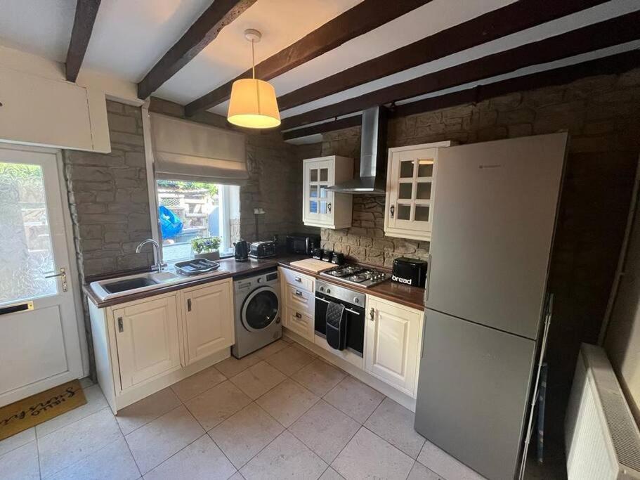 Cosy Cottage With Beautiful Mountain Views Blaenavon Eksteriør billede
