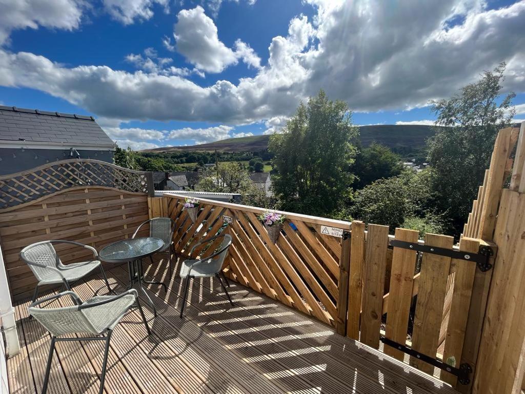 Cosy Cottage With Beautiful Mountain Views Blaenavon Eksteriør billede